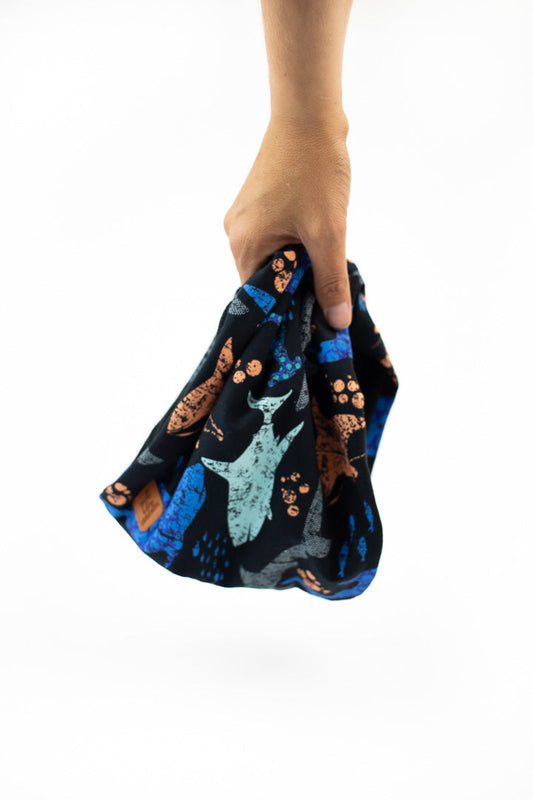 Fleece neck warmer Sharky