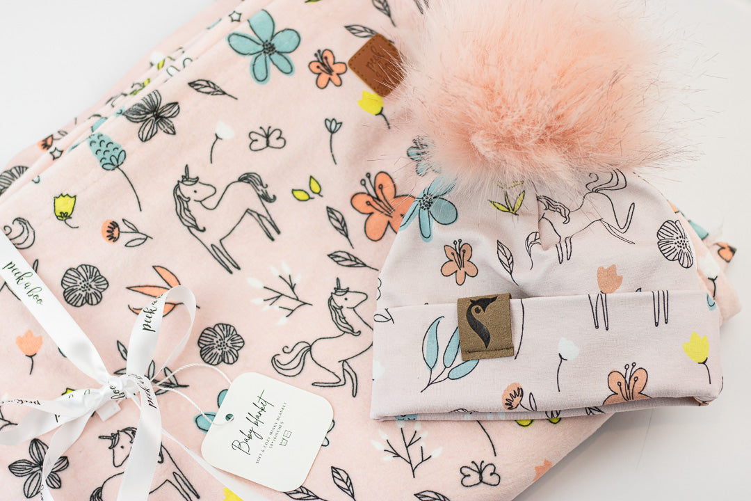 Minky Blanket - Daisies & Unicorns