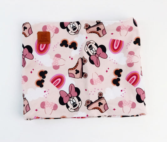 Fleece neck warmer - Pink roller blade