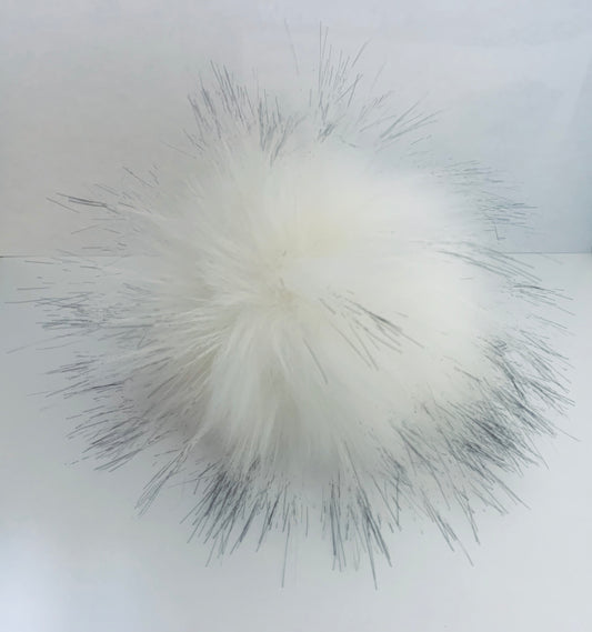 White pompom.